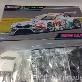 Fujimi 170152 Goodsmile Hatsune Miku Z4 2014 Super GT Rd 1 1/24 scale kit 