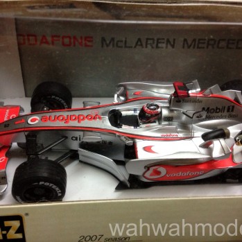 ホビーラジコン Mini-Z F1 McLaren Mercedes MP4-20 No.10 Mini-Z F1 McLaren Mercedes MP4-20 No.10