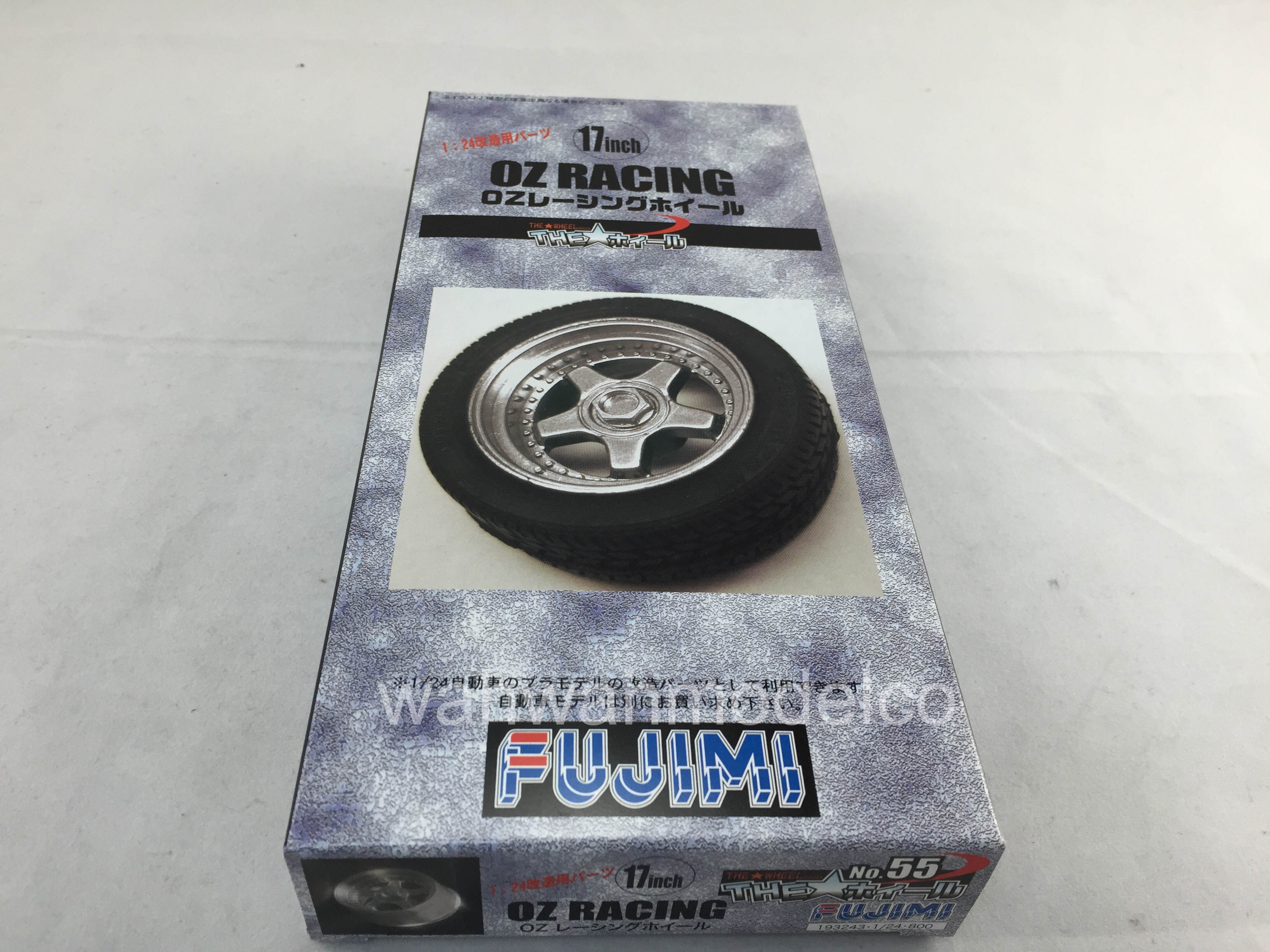Fujimi TW60 Volk Racing Formula S Wheel & Tire Set 17 inch 1/24 Scale Kit 
