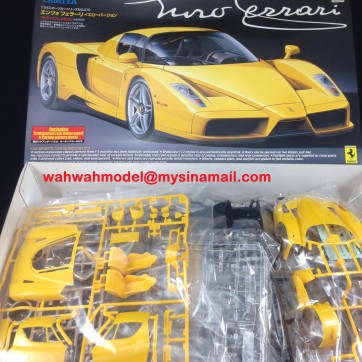 tamiya-24270-124-enzo-ferrari-giallo-modena/