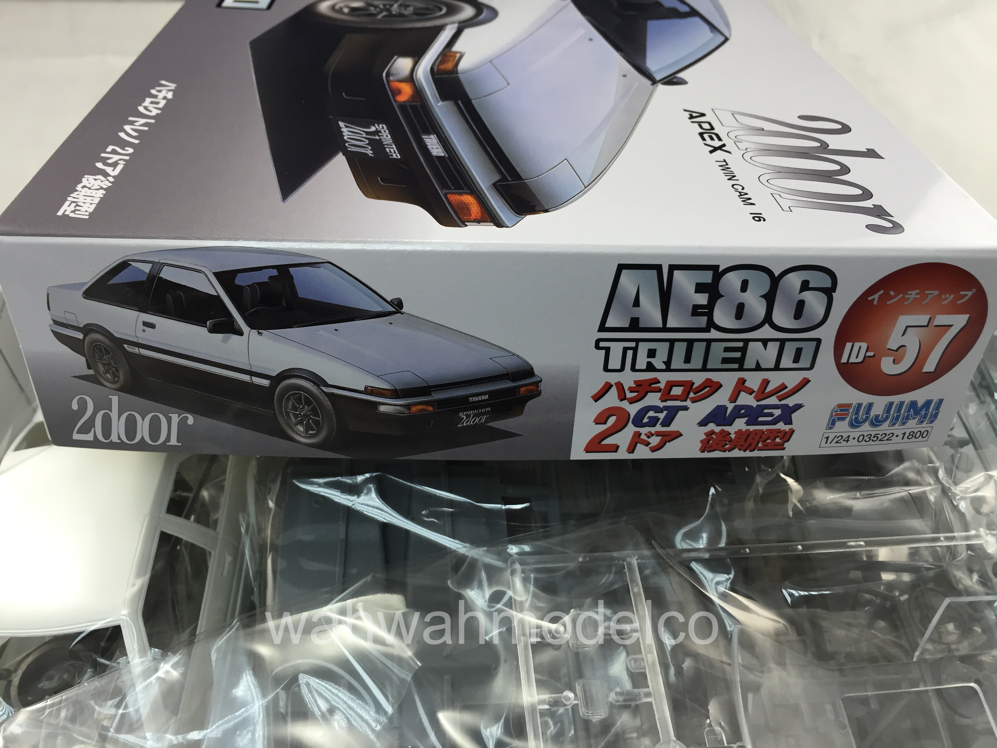 Fujimi 1/24 ID-57 AE86 Trueno 2Door GT Apex Late Version Plastic Model Kit NEW