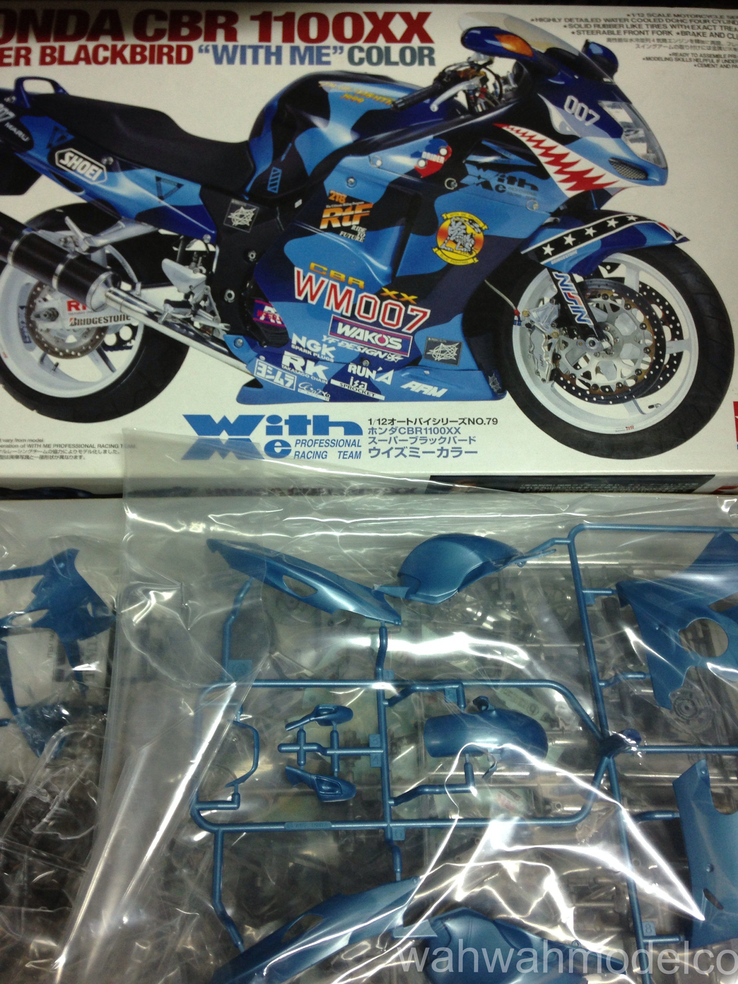 Tamiya Model kit 1/12 Honda CBR1100XX Super Blackbird 
