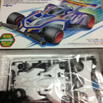 Tamiya 19425 1/32 Mini 4WD JR Beat Magnum Super TZ Chassis Kit Tamiya 19425 1/32 Mini 4WD JR Beat Magnum Super TZ Chassis Kit