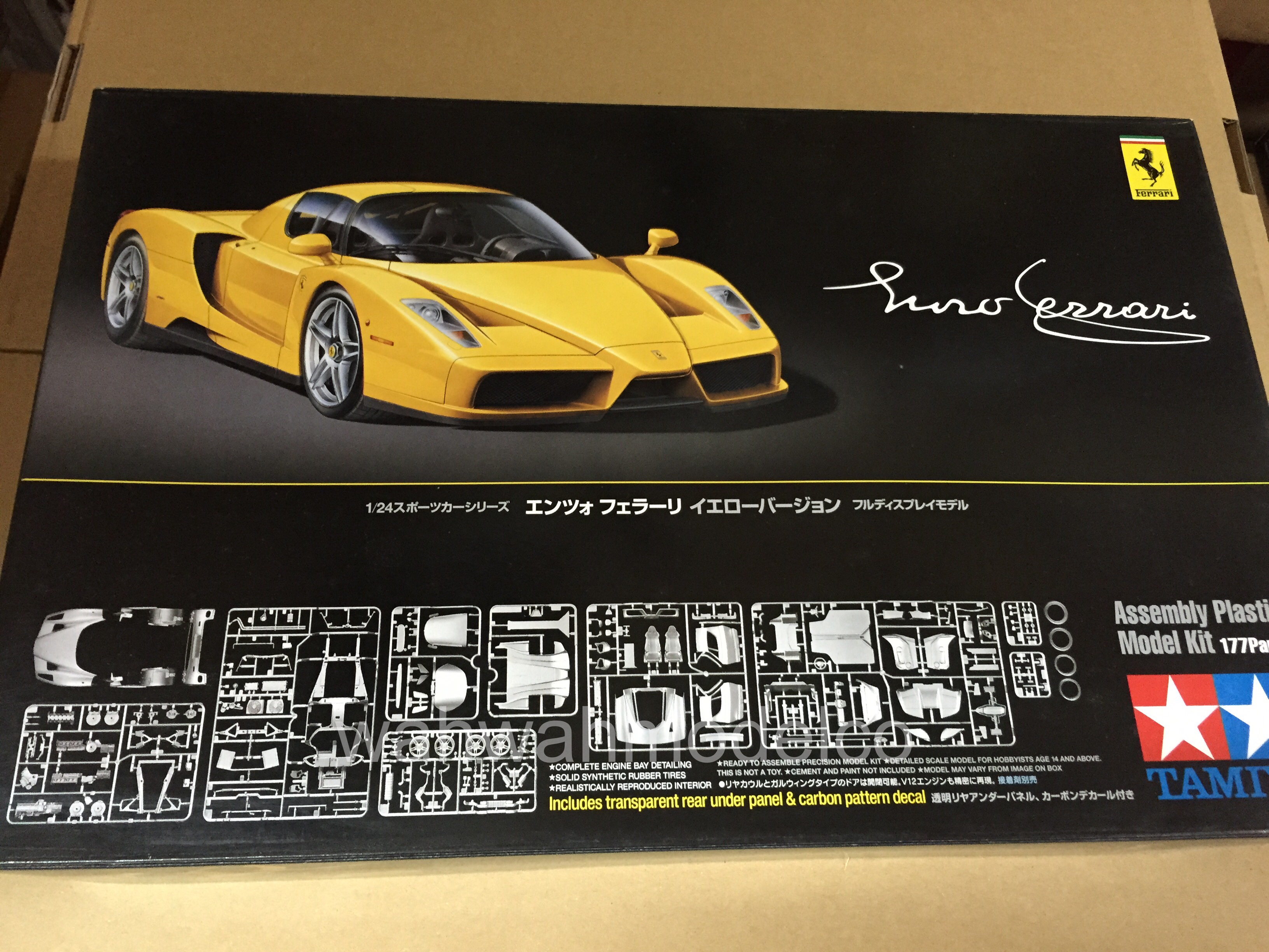 tamiya-24301-124-enzo-ferrari-giallo-modena/