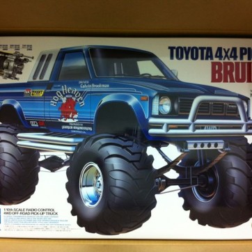 tamiya-58519-110-rc-4x4-pick-up-toyota-bruiser-rn36/