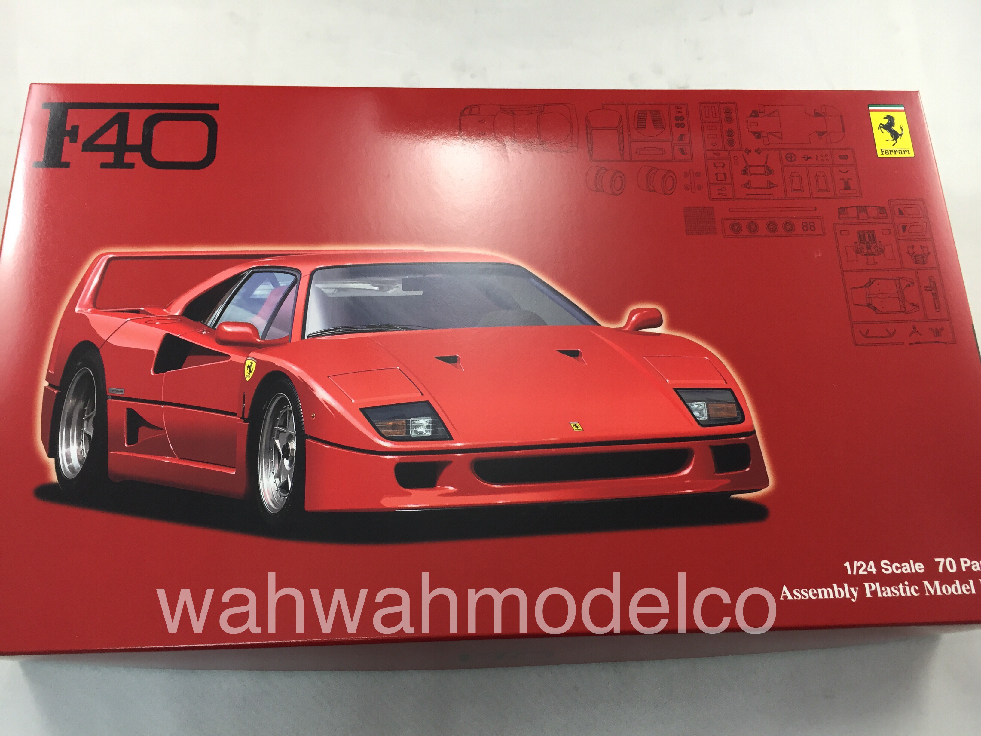 Fujimi 126258 RS-103 Ferrari F40 1/24 Model Kit - WAH WAH MODEL SHOP