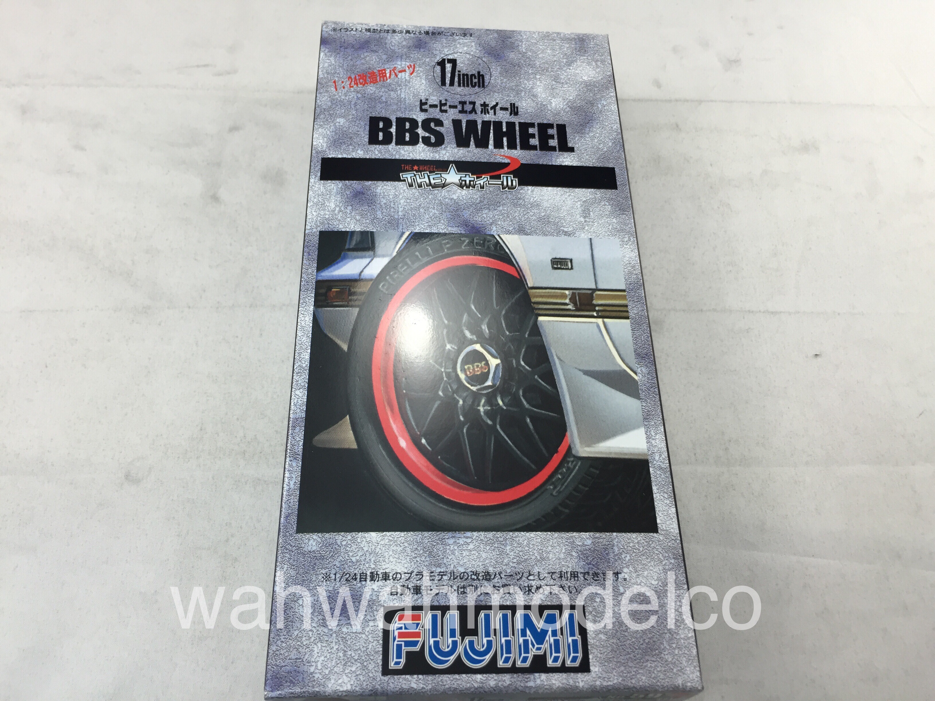 in 1:24 FUJIMI 19304 17inch BBS RG346 TW-35 4 Felgen mit Reifen