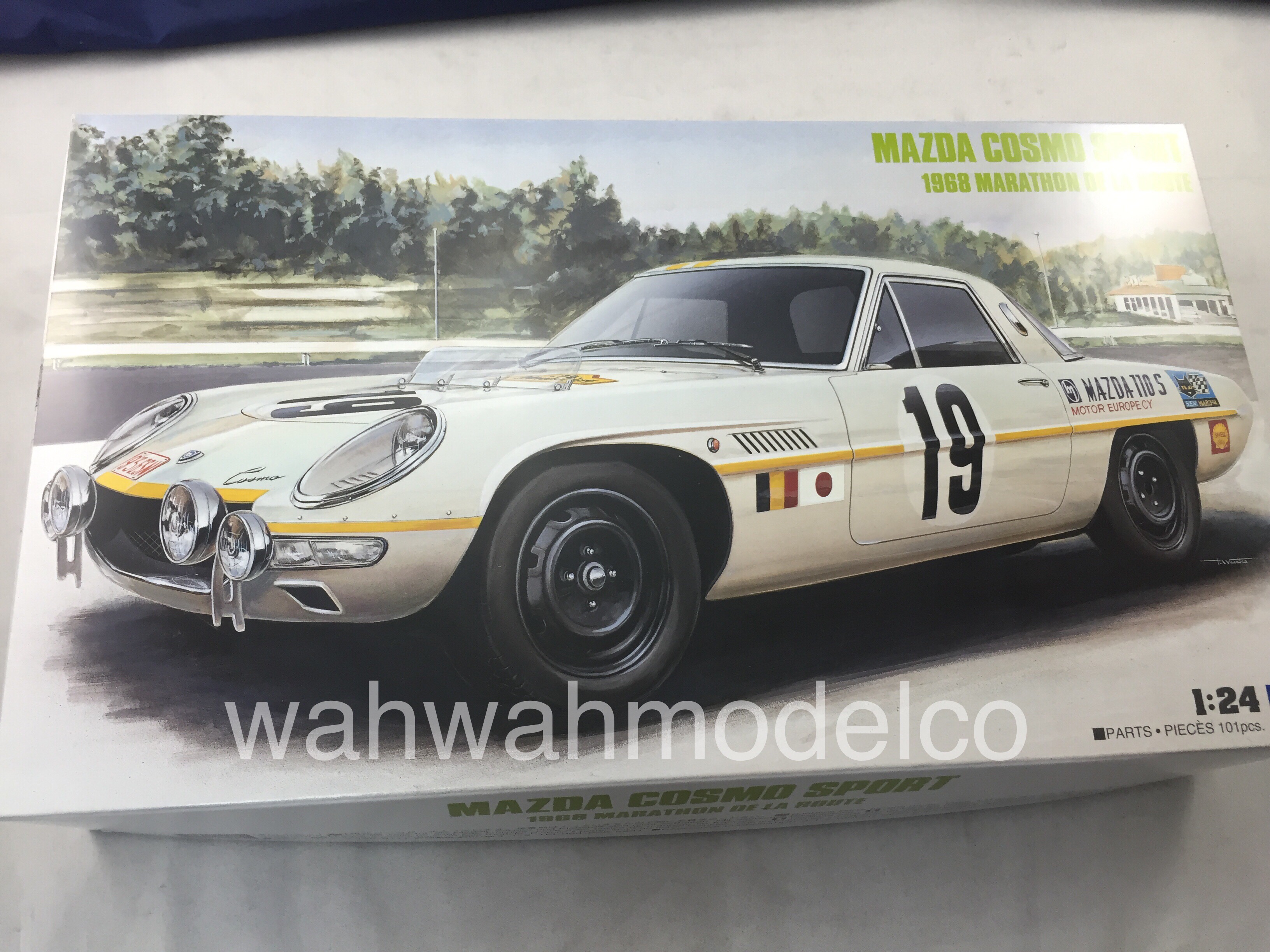 Hasegawa 274 Mazda Cosmo Sport 1968 Marathon De La Route 1 24 Scale Kit