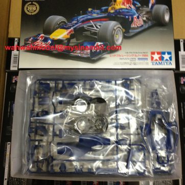 Tamiya 20067 1/20 F1 Car Model Red Bull Racing Team Renault