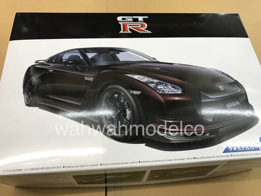 Aoshima 53171 The Model Car 35 Nissan R35 GT-R Spec-V '09 1/24 scale kit