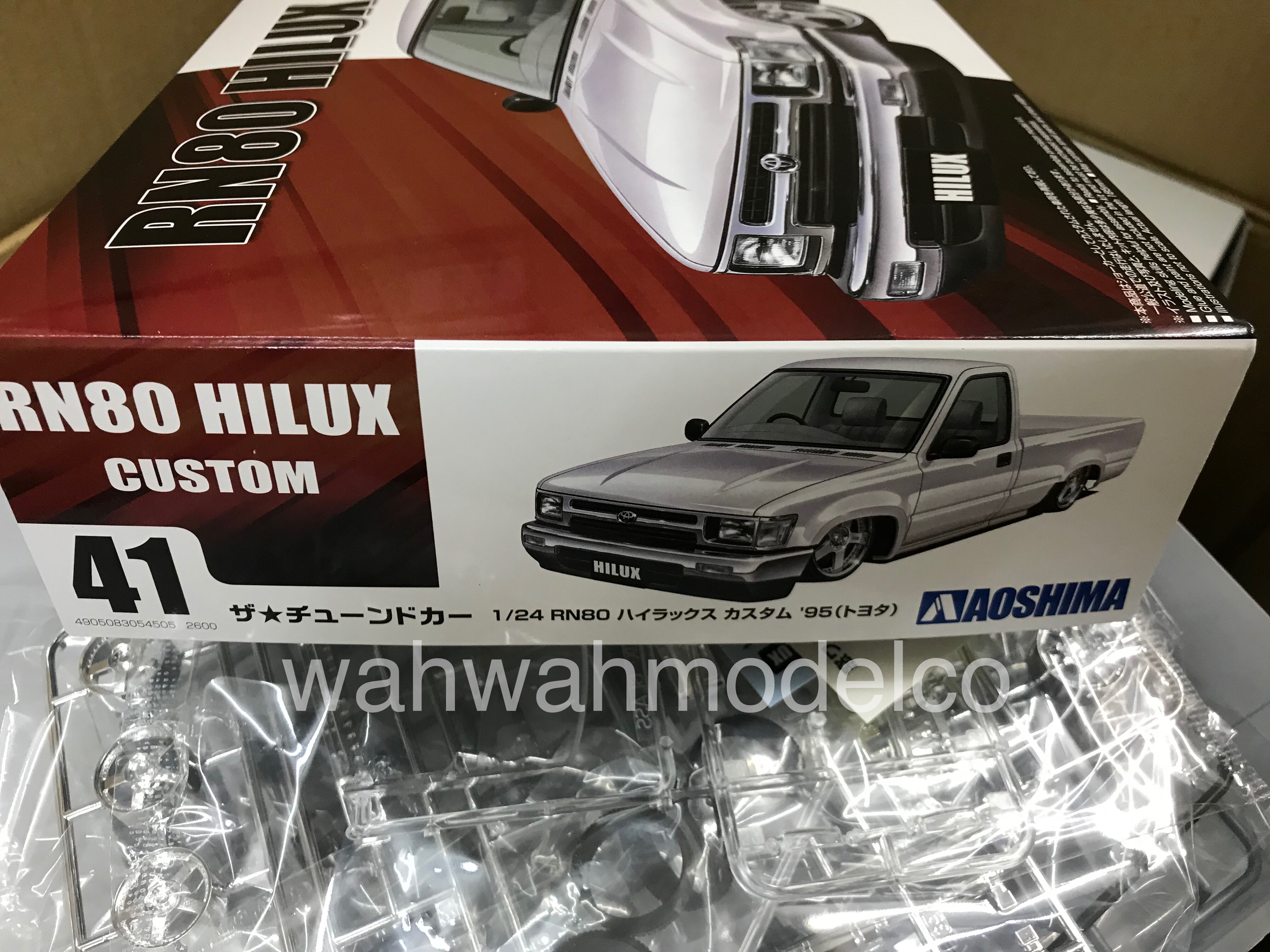 Aoshima 1/24 The Tuned Car Series No.41 Toyota Hilux RN80 custom 1