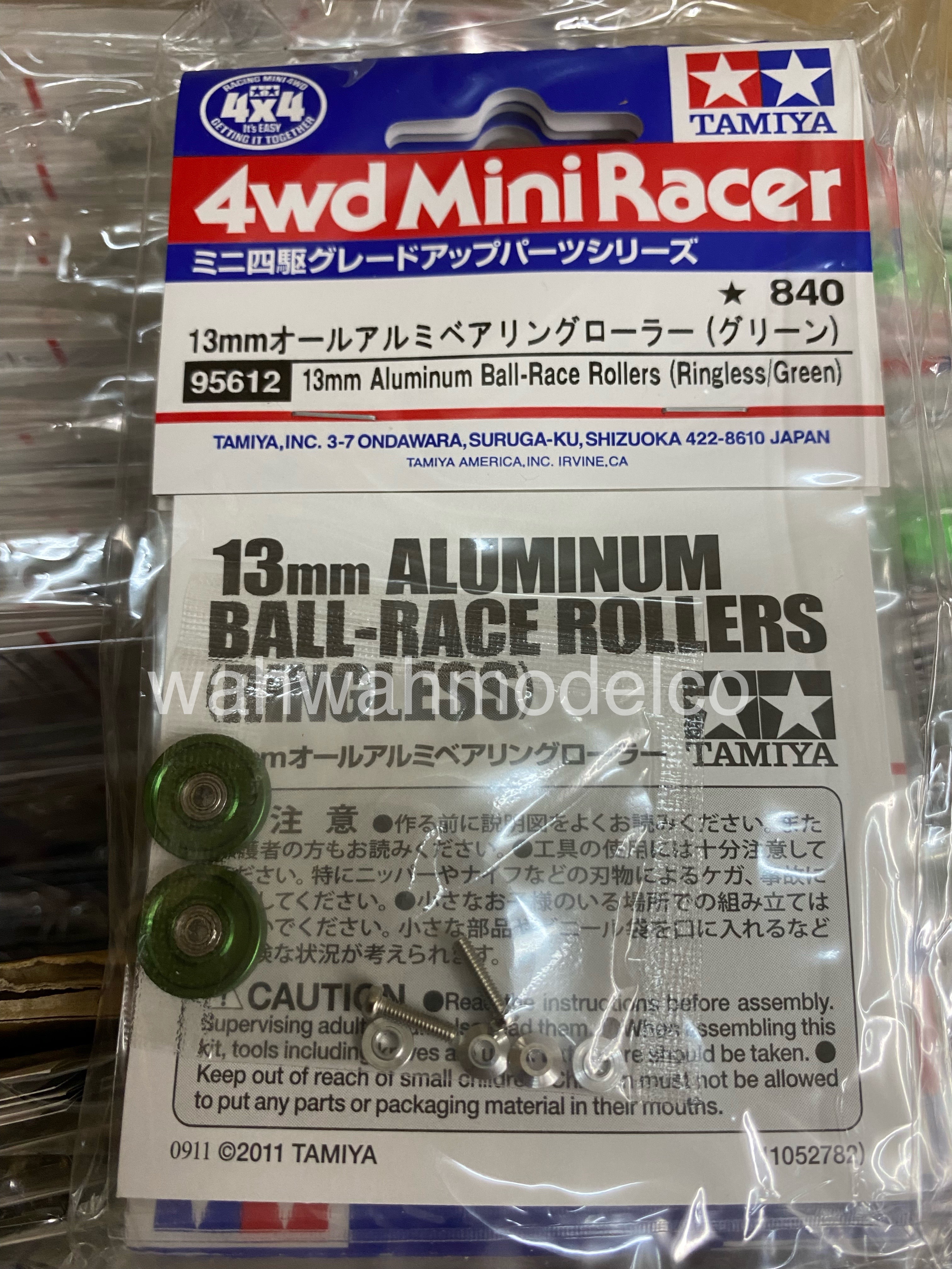 Tamiya 95498 1/32 Mini 4WD HG 19mm Aluminum LW Ball-Race Rollers Ringless/Black 