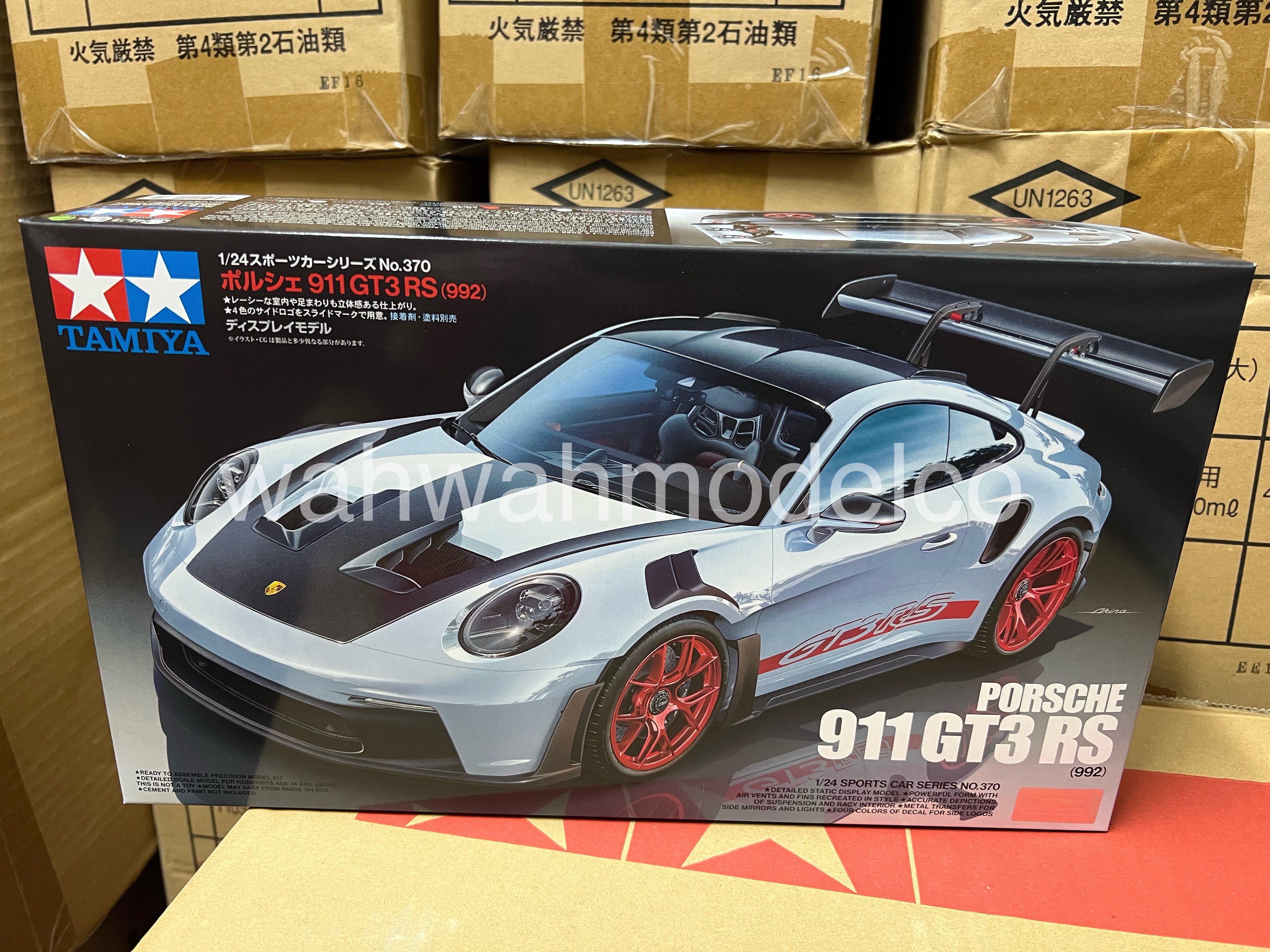 Tamiya 24370 1/24 Scale Model Super Sports Car Porsche 911 GT3 RS 992